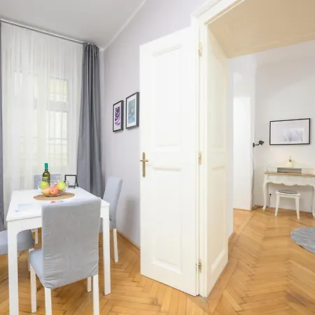 Central City Apartments Vienna Exterior photo